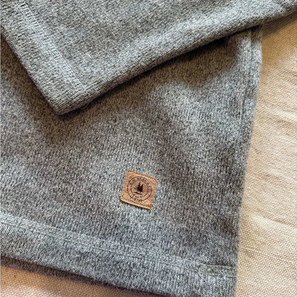 G.H. Bass & Co. Gray Crewneck Sweater